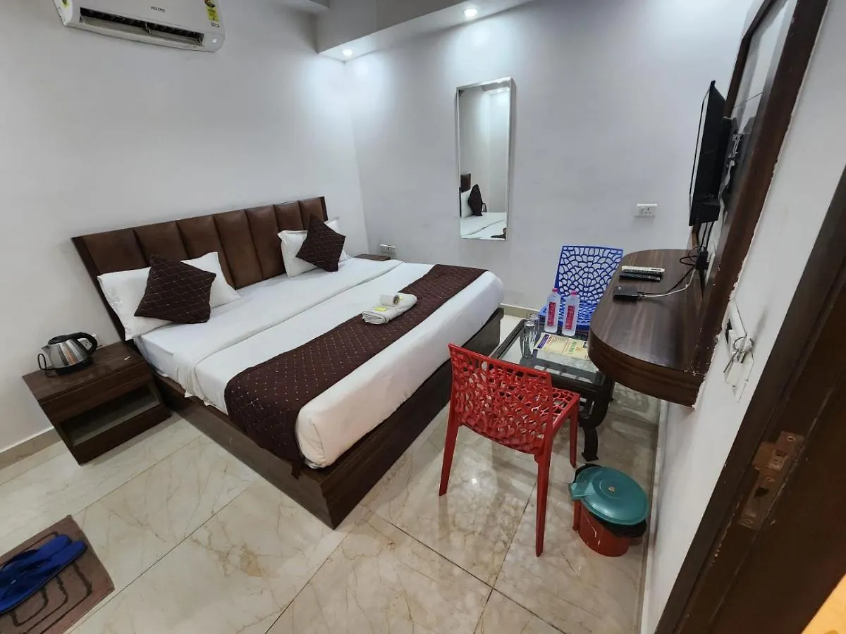 Airport Hotel Ivy With Free Airport Transfr New Delhi